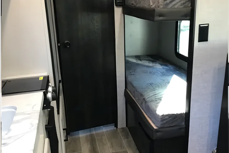 Sporty Jayco JayFlight Baja edition