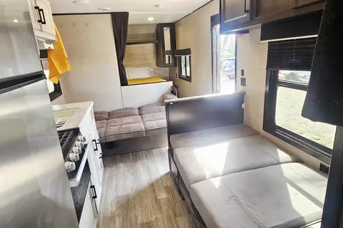 Chad and Nicole's Jayco Jay Flight SLX 264-BH Travel Trailer