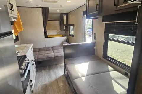 Chad and Nicole's Jayco Jay Flight SLX 264-BH Travel Trailer