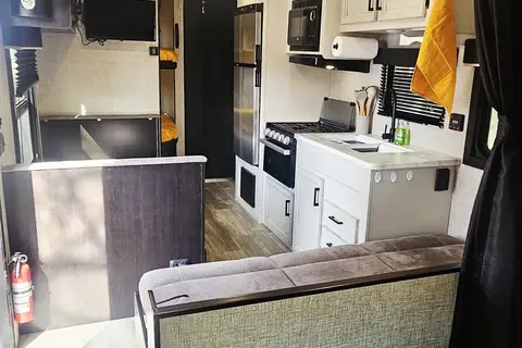 Chad and Nicole's Jayco Jay Flight SLX 264-BH Travel Trailer