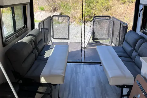 Greer's Jayco Jayco Toyhauler 26.5TH Toy Hauler