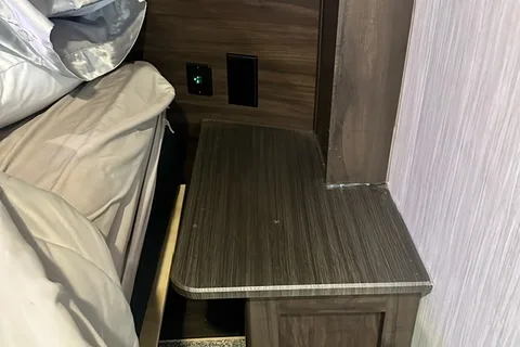 2019 Forest River RV Cherokee Arctic Wolf 305ML6 Fifth Wheel