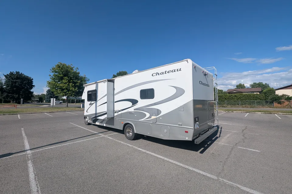 Nature of the Bear's 29ft motorhome 29E Class C