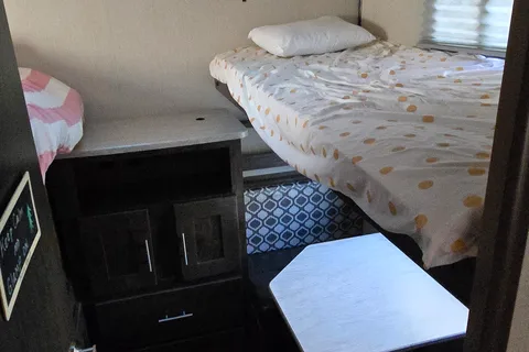 Family Trailer 2019 Radiance w/ Private Bunkhouse Cruiser Radiance Ultra Lite