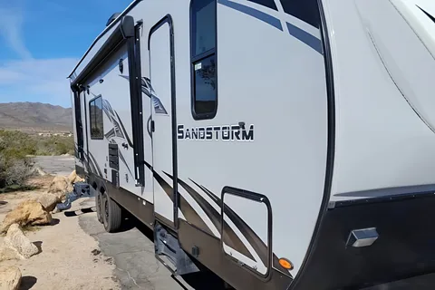 Sandstorm Family Escape