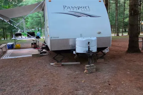Andrew and Laura's Keystone 238ML Travel Trailer