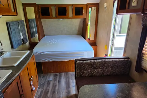 Andrew and Laura's Keystone 238ML Travel Trailer