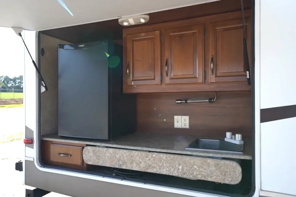 The Perr-fect Getaway Keystone Cougar 29RBX Travel Trailer