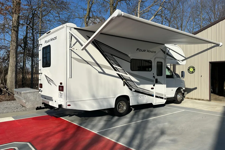 Phil's  2025 Thor Motor Coach Four Winds 22B Class C