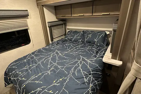 Phil's  2025 Thor Motor Coach Four Winds 22B Class C
