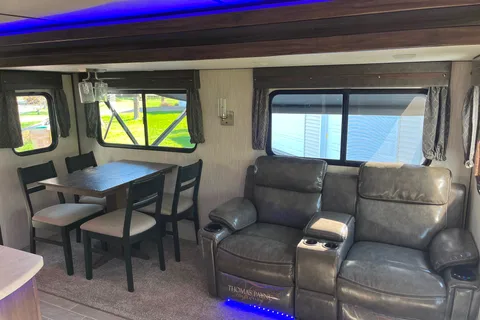 Oren's Forest River Cherokee Alpha Wolf 26RL-L Travel Trailer