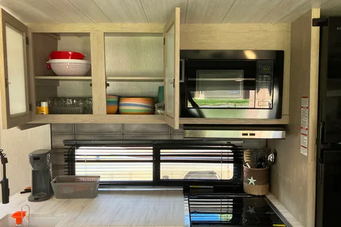 Welcome to Our Family's Airbnb on Wheels I ***2023 Forest River 263bhxl Salem Cruise Lite Travel Trailer