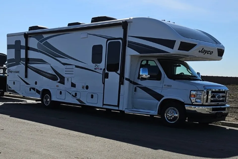 Kristine's Jayco Greyhawk 30Z Class C