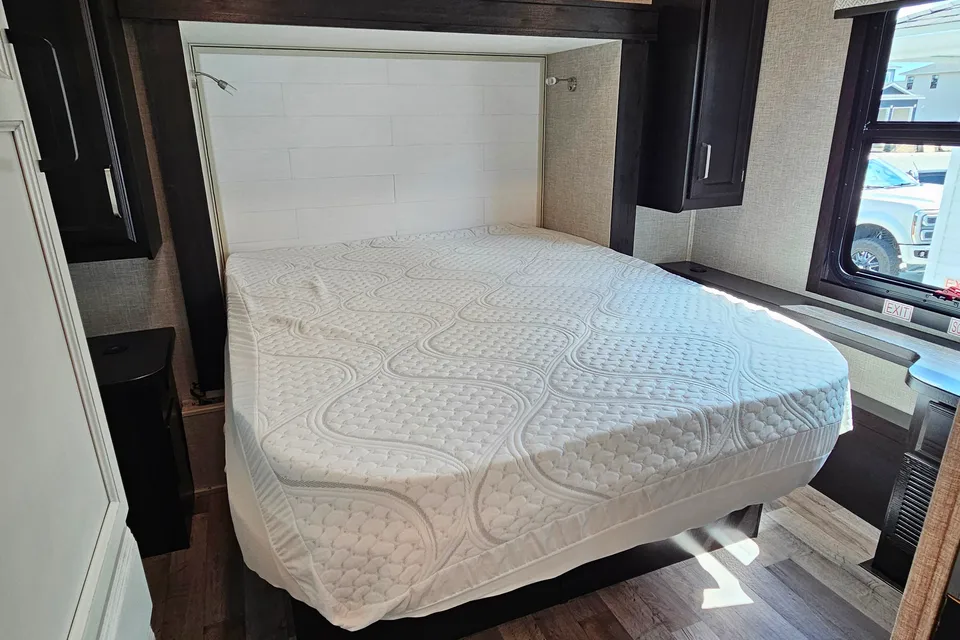 Kristine's Jayco Greyhawk 30Z Class C