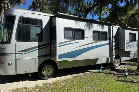 Tessie Monaco Cayman Class A