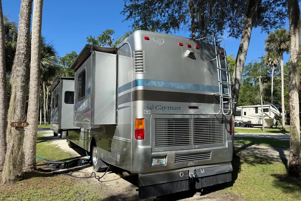 Tessie Monaco Cayman Class A