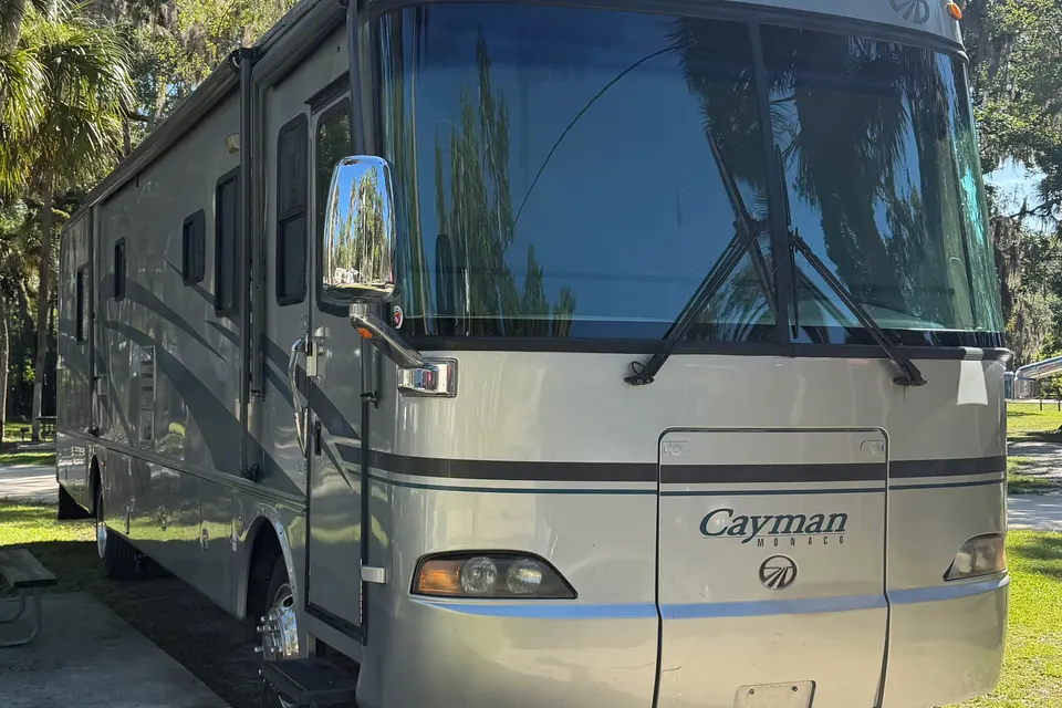 Tessie Monaco Cayman Class A