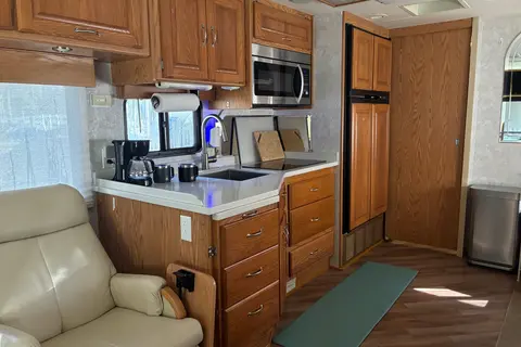 Tessie Monaco Cayman Class A