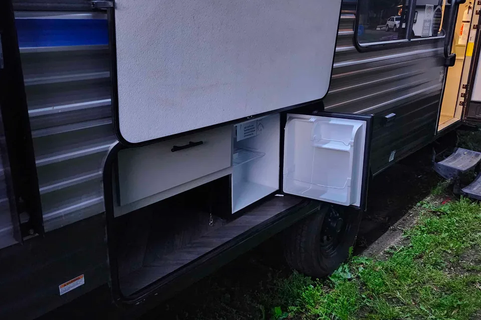 Roger and Shellys Salem Forest River FSX 179DBK Travel Trailer