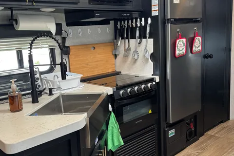 Forest River Cherokee 26DBH Grey Wolf Travel Trailer