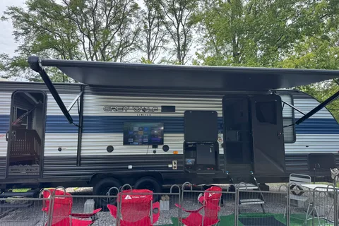 Forest River Cherokee 26DBH Grey Wolf Travel Trailer