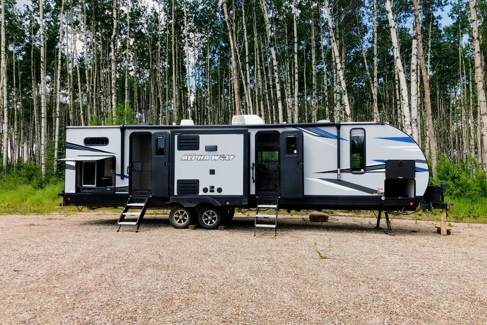 Lisa’s Family Fun Camping Adventures! 2021- Sleeps 8 Comfortably!