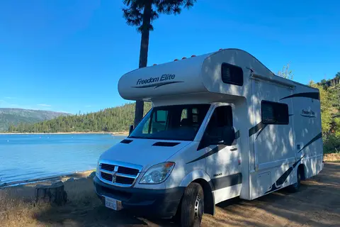 Travis's Thor Freedom Elite Mercedes Sprinter Diesel Class C