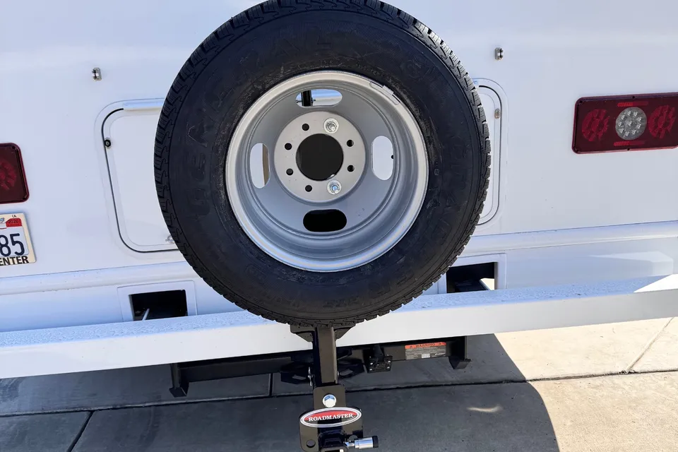 2025 Thor Four Winds | Family-Friendly | Fully Stocked | Easy to Drive