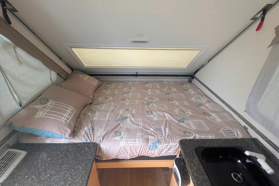 The Glamp-Liner