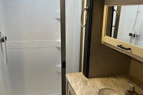 Teela's Highland Ridge RV Mesa Ridge XLT Fifth Wheel