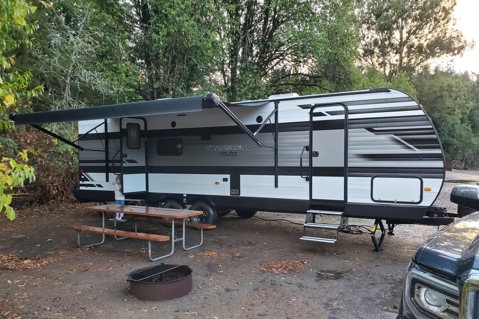 2021 Grand Design Xplor 265 bunk house family/pet friendly