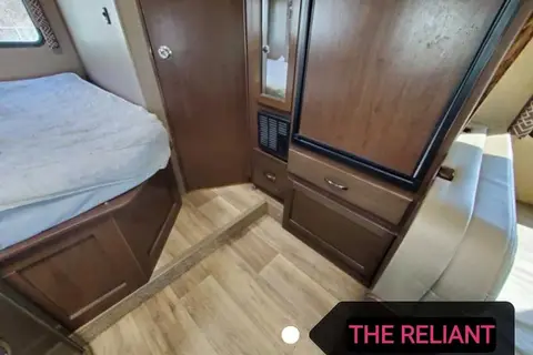 "THE RELIANT" - Thor Four Winds 23U Class C