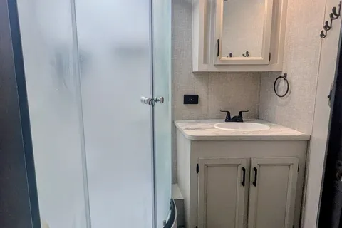 Destiny's Family Fun Travel Trailer w Kitchen Island