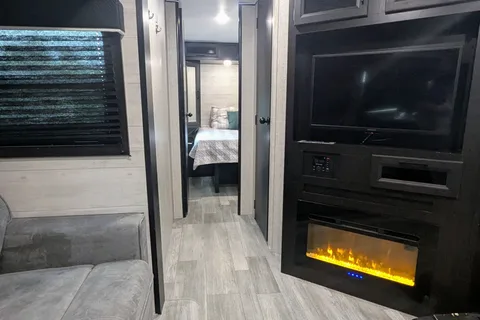 Destiny's Family Fun Travel Trailer w Kitchen Island