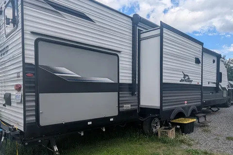 Destiny's Family Fun Travel Trailer w Kitchen Island