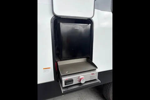 BRIANNA's Forest River Wildwood x-lite Travel Trailer