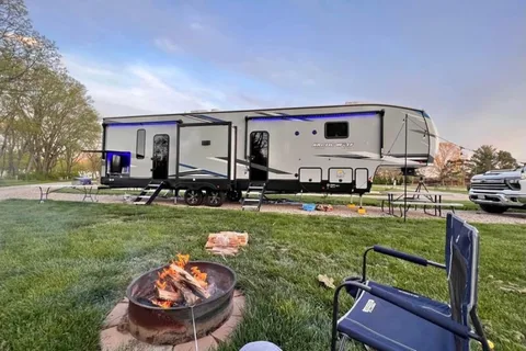 2022 Forest River Cherokee Arctic Wolf 3770 Suite Fifth Wheel