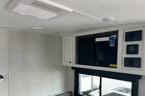 Matthew's Highland Ridge RV Open range Travel Trailer