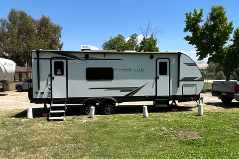 Matthew's Highland Ridge RV Open range Travel Trailer