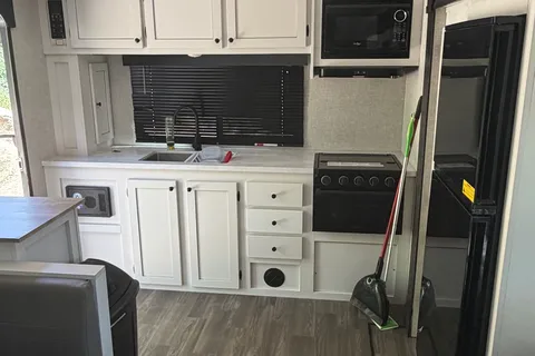 Matthew's Highland Ridge RV Open range Travel Trailer
