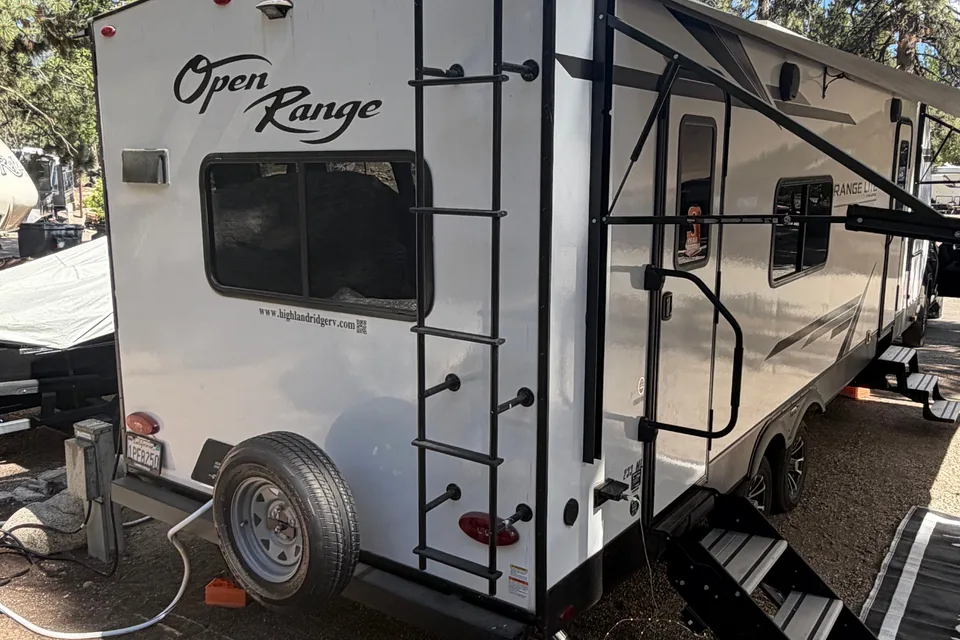 Matthew's Highland Ridge RV Open range Travel Trailer