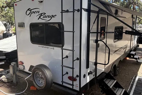 Matthew's Highland Ridge RV Open range Travel Trailer