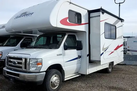 Fleet #C9 Class C with Dinette Slideout – Spacious Luxury for Families (Sleeps 4 Adults, 2 Children)