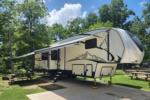 Meet "Eve"- East to West Tandara Fifth Wheel