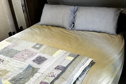 The Steven’s Wildwood xlite Travel Trailer