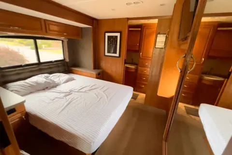 David's Fleetwood Bounder 35K Class A (Fully Stocked)