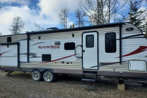 Cole's Starcraft 309 BHL Travel Trailer