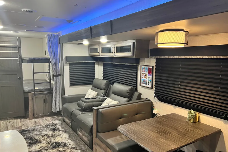 Will's Venture RV STT312VBH Travel Trailer