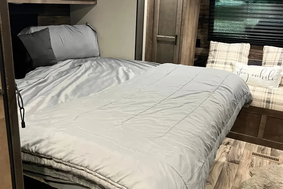 Will's Venture RV STT312VBH Travel Trailer