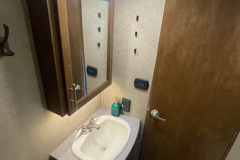 Natasha's Forest River Sabre 31BHT Fifth Wheel